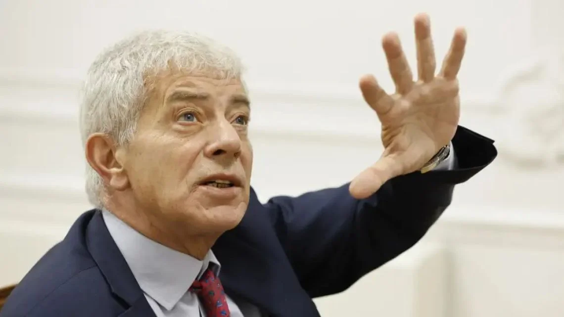 justice-minister-mariano-cuneo-libarona-stock-1954539