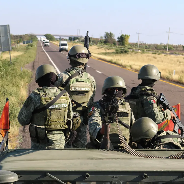 2024-10-16T220807Z_1285304352_RC24LAAZBZEO_RTRMADP_3_MEXICO-VIOLENCE-1729667080