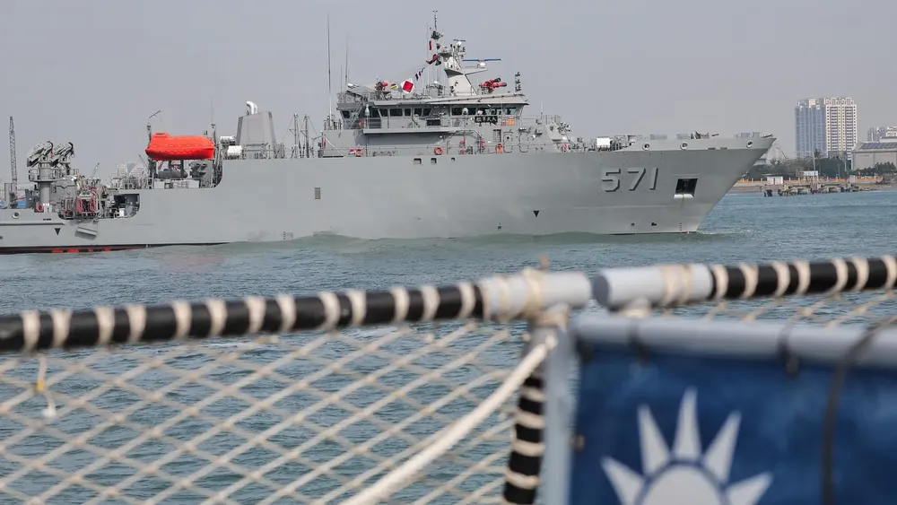 932416871_254009517_1706x960