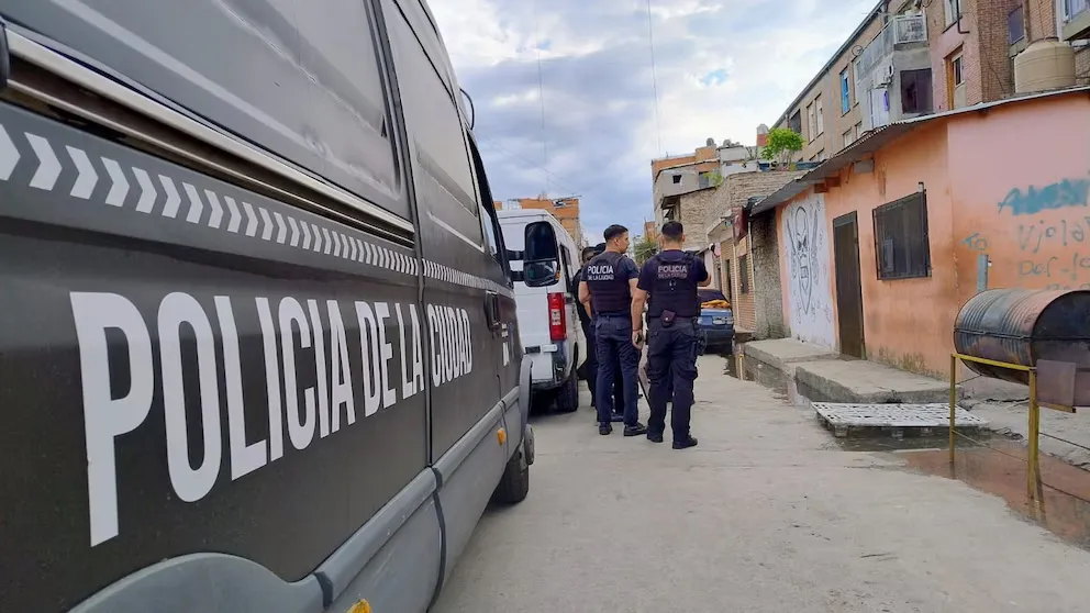 2JQXN4ZFUFD6BJM6NYV7TJN4AE