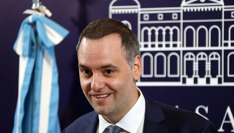 11-12-2023_el_vocero_presidencial_manuel_adorni