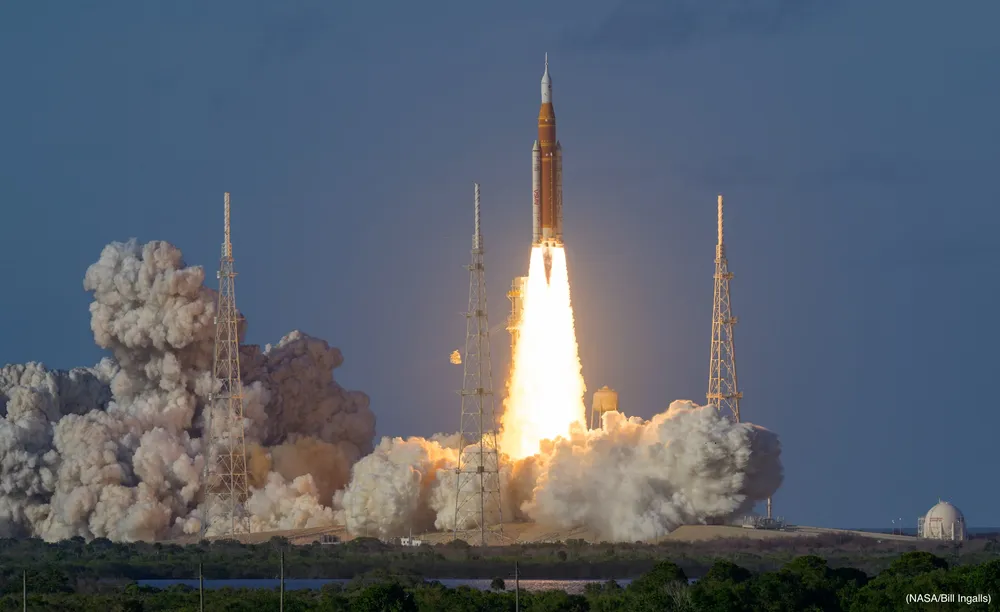Artemis-II-launch-55182696113_0c4398702d_o