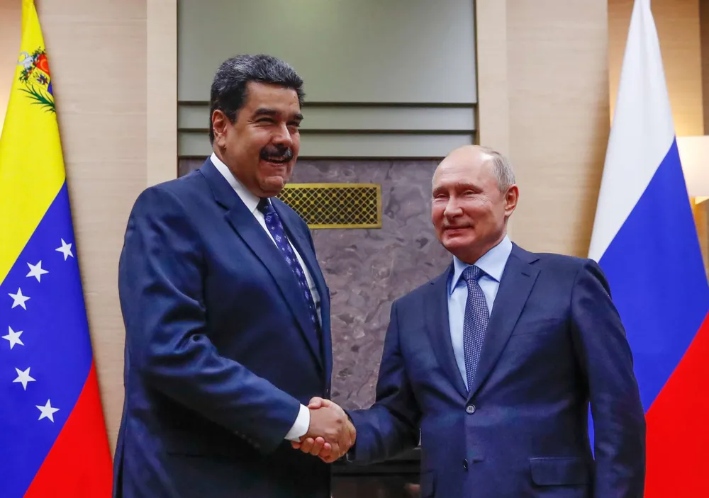 putin-maduro-1-ap-er-181205_hpMain