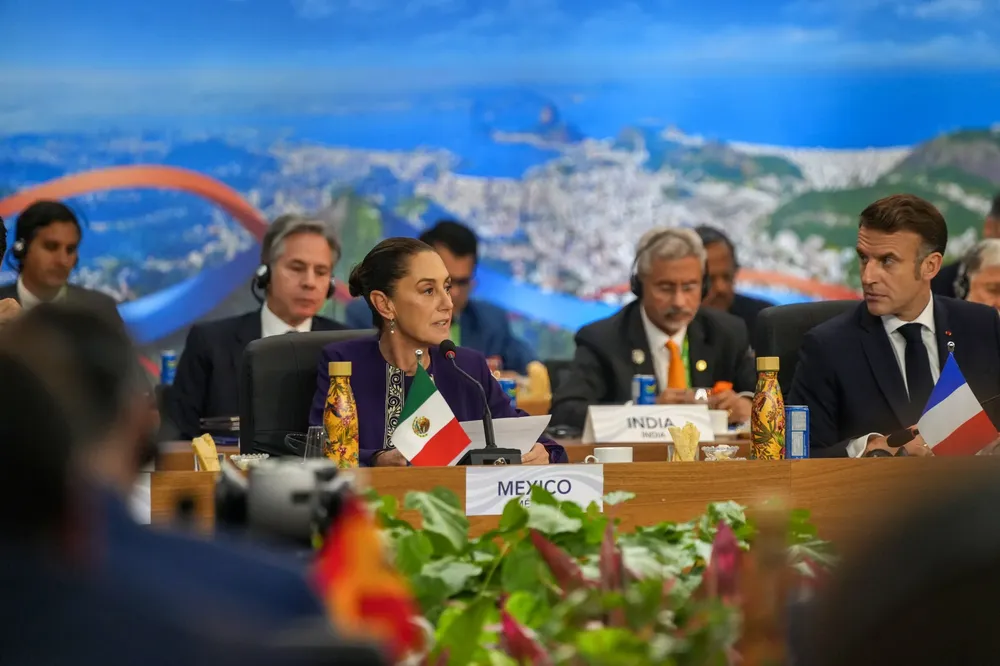 UT7IXXMLEZEOTHKIORILQMLTRE